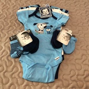 3 pack Onesies with Mittens and Socks